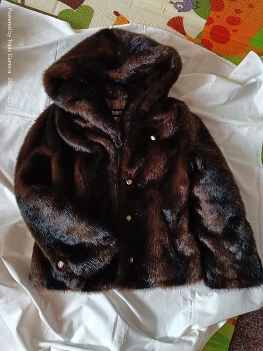 Штучна укорочена шуба