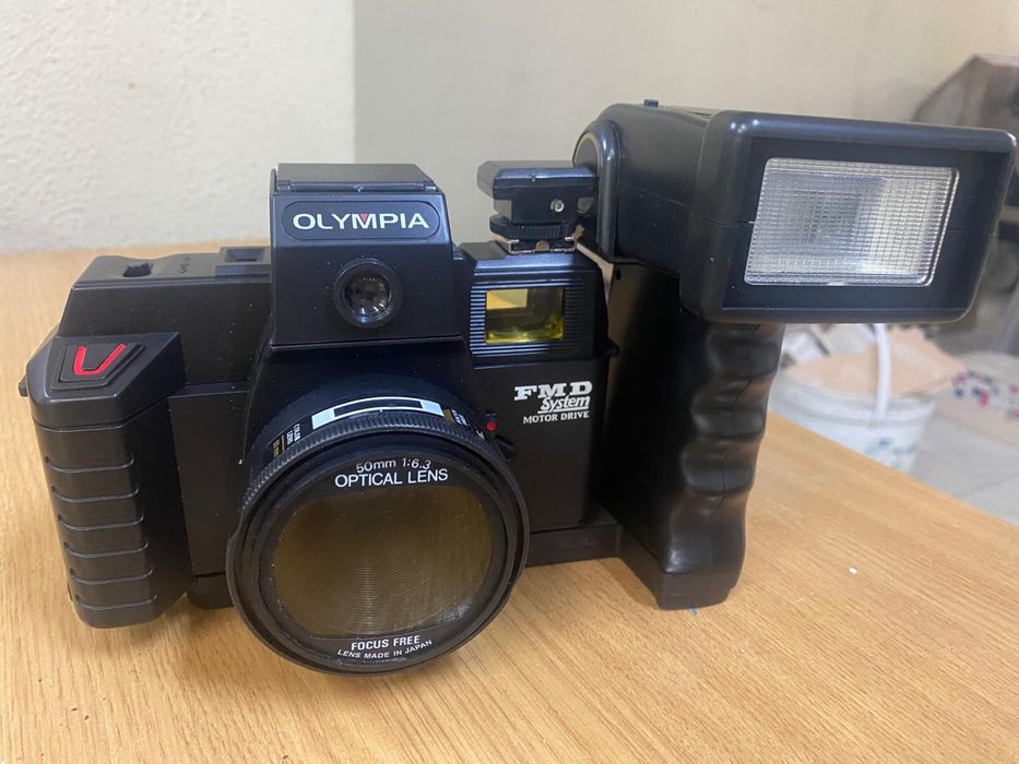 Vendo máquina fotográfica analógica Olympia 35mm.