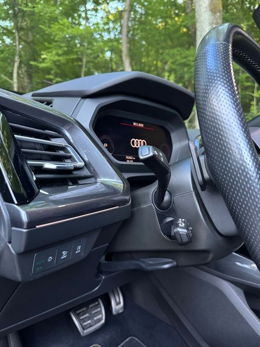Авто Audi q4 sportback e-tron