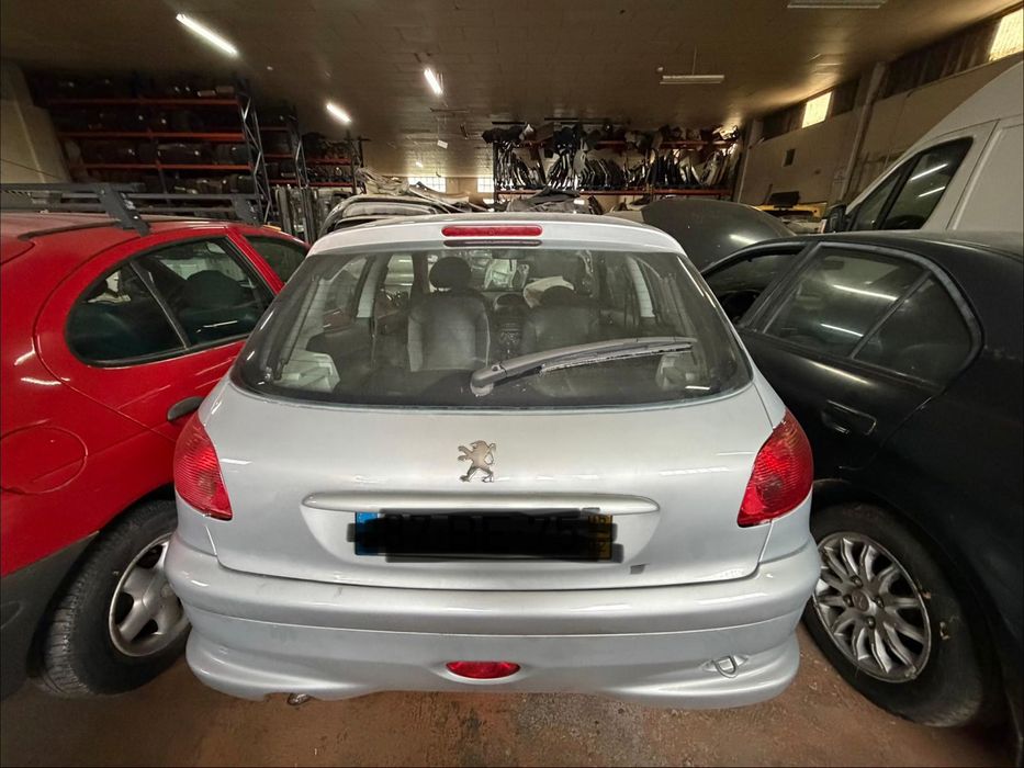 Peugeot 206 1.4HDi Ano 2006 Para Peças
