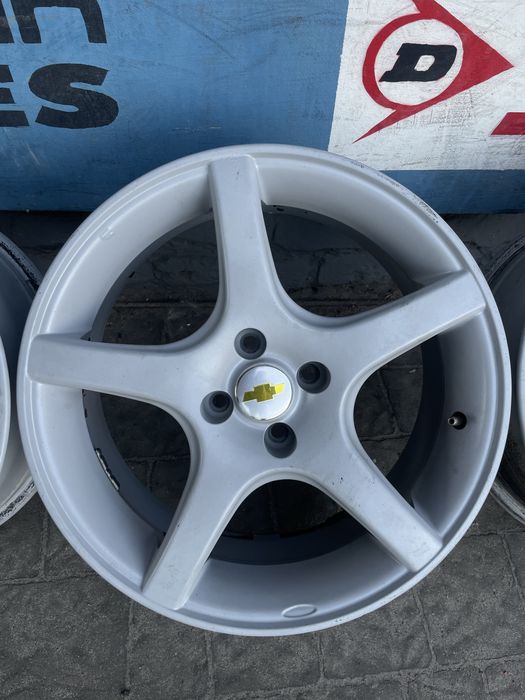 Комлект титанів 4/100 R17 4 100 R17