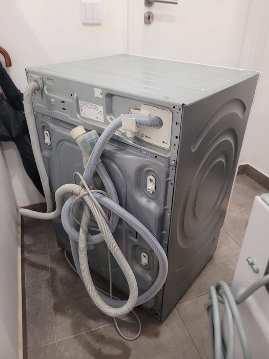 Máquina de Lavar Roupa de Encastrar Siemens 8kg (iQdrive)