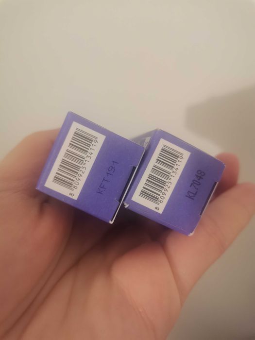 2 balsamy do ust Laneige blueberry