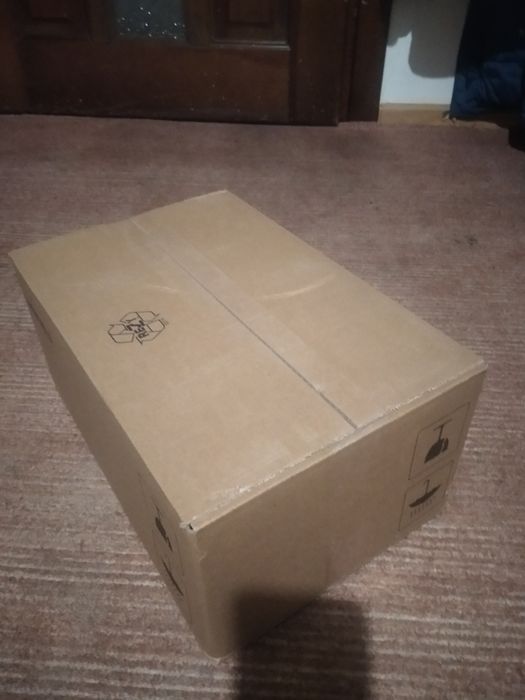 Картонні коробки