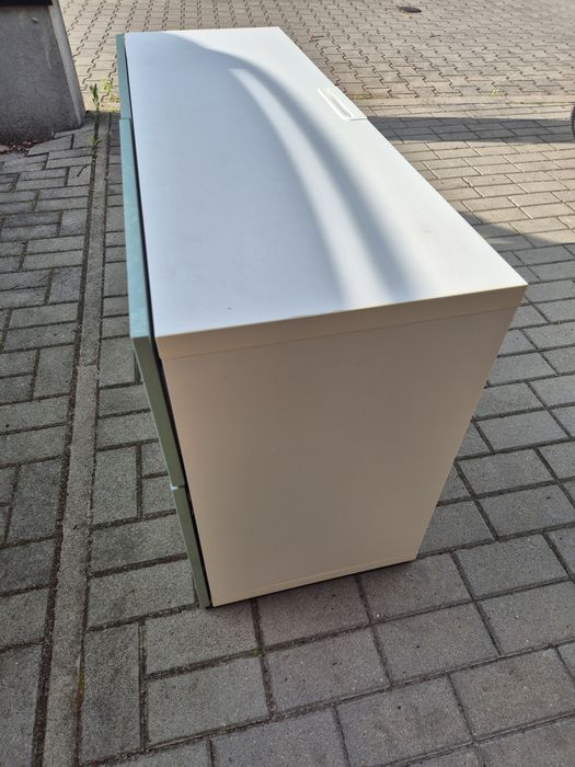 Komoda Ikea Besta