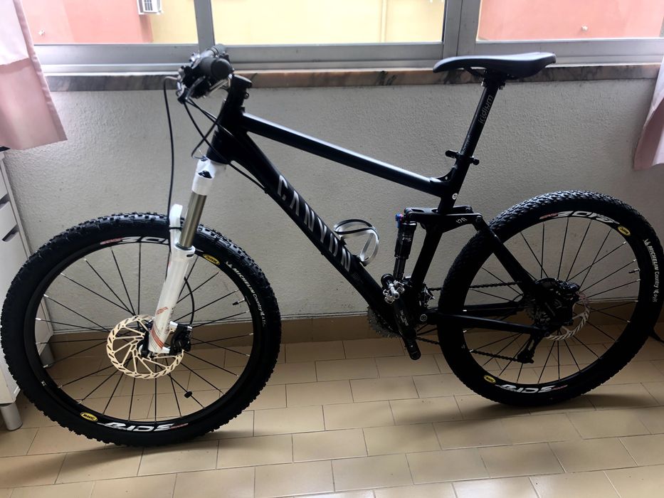 Bicicleta Canyon como nova