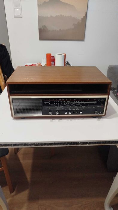 Diora Donatina  radio gramofon