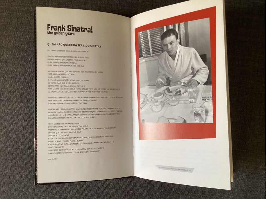 Cd com livro sobre Frank Sinatra