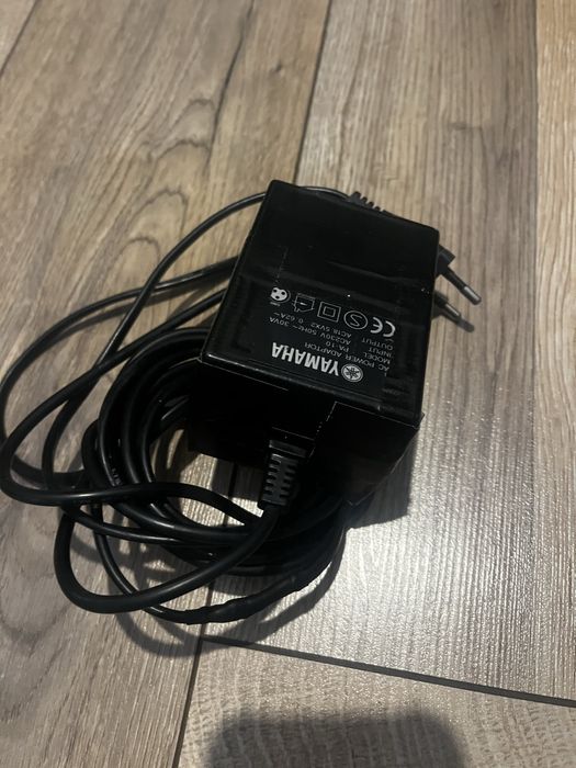 Yamaha MG-10/2 - mikser estradowy