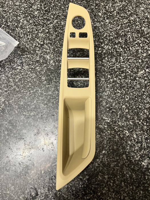 Vendo puxador  bmw  serie 5 novo