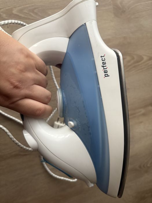 Perfect żelazko parowe 1800W