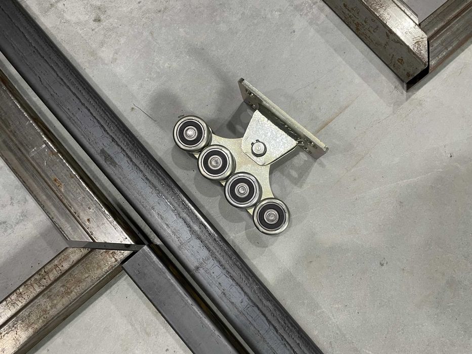 Відкатні ворота T800 виробник, Т профіль, каркас "Звари Сам" фурнітура