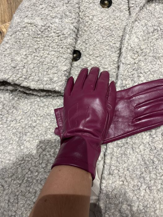 Нові шкіряні рукавиці