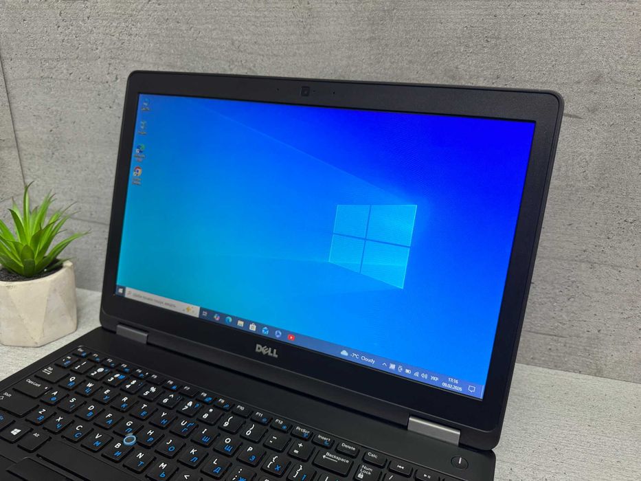 Стильний ноутбук Dell Precision 3510/i7-6700HQ/15.6” HD/250gb ssd