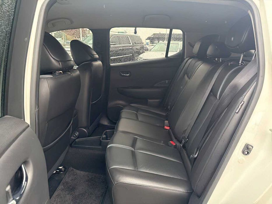 Nissan Leaf      2020