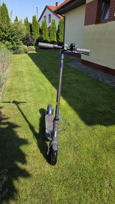 Hulajnoga Mi Electric Scooter 3