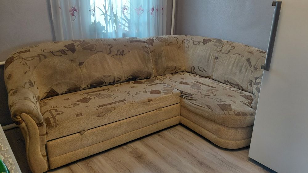 Диван кутовий, розкладний