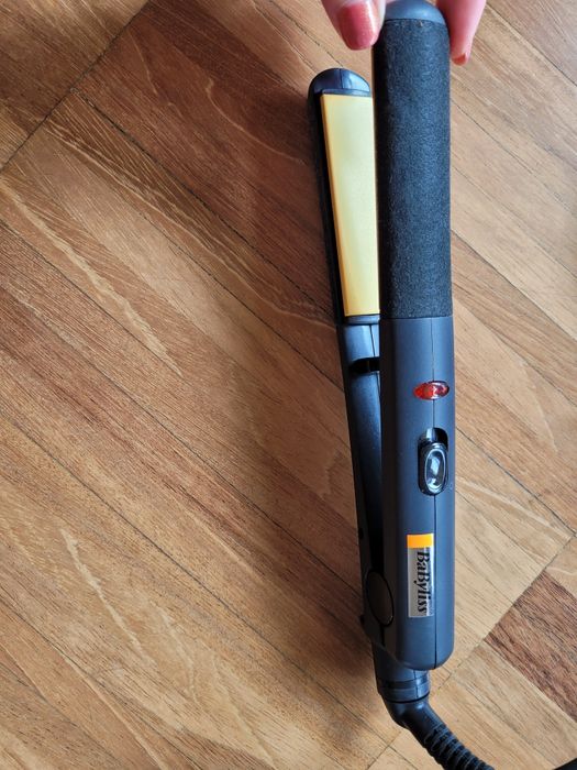 Prostownica do włosów BaByliss + etui