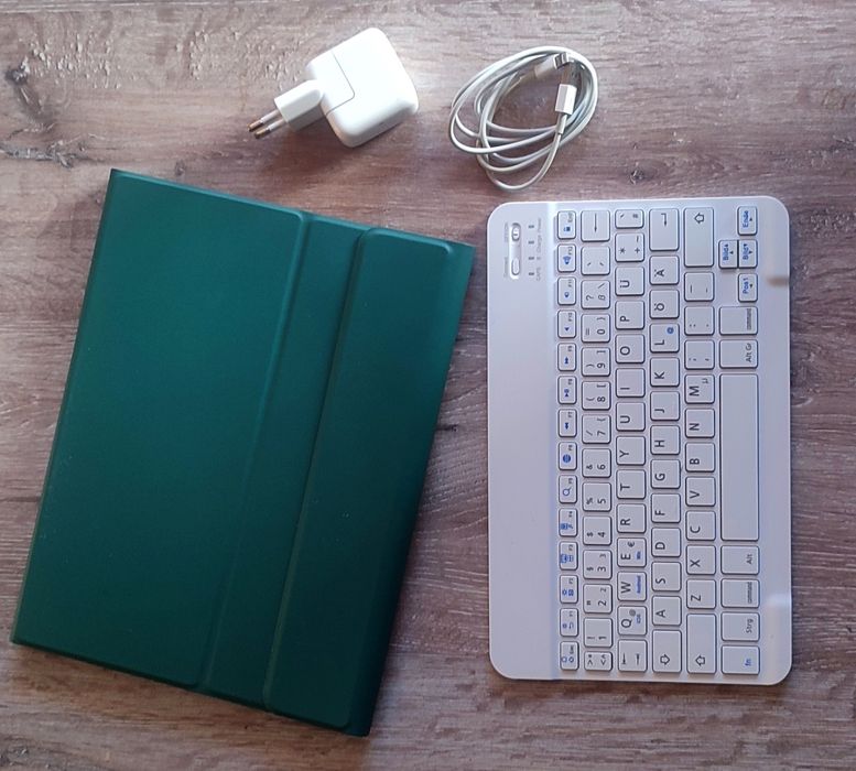 iPad 9 gen 64GB WiFi, IOS 26.4.1