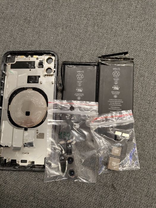 Obudowa kamera baterie iPhone 11