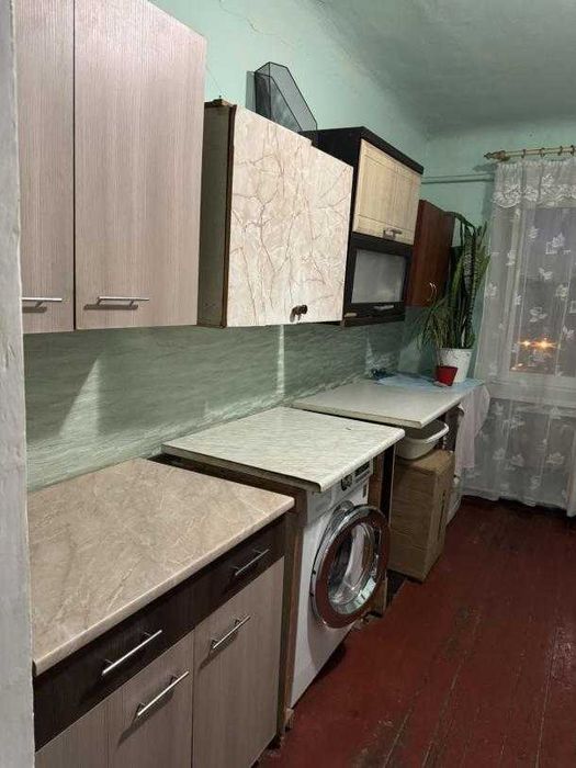 Продам комнату в блоке метро