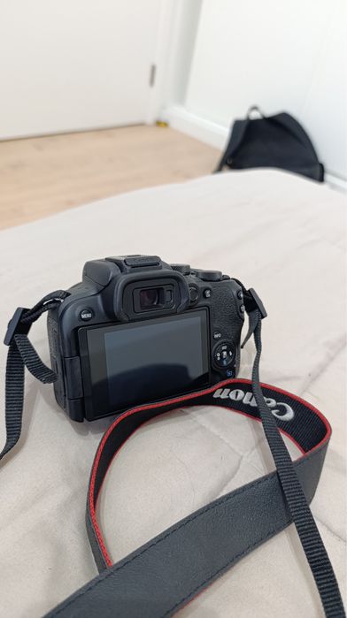 Canon r10 + rf 18-45