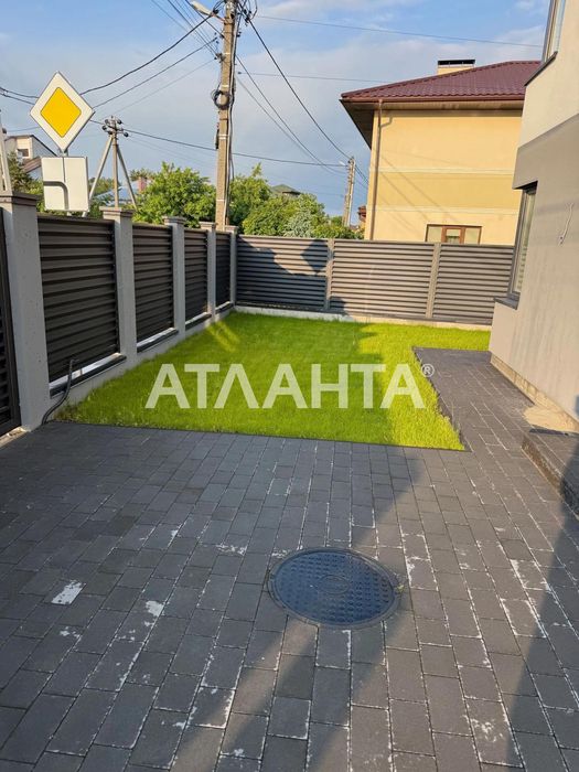 Продаж будинку у Брюховичах
