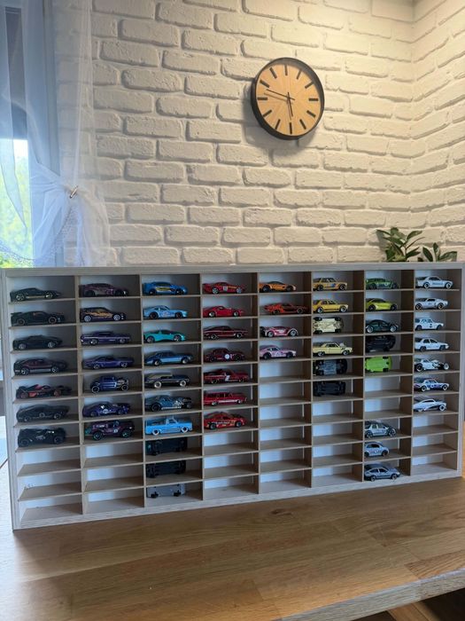 Pułka na hotwheels