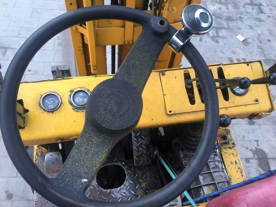 Продам погрузчик навантажувач