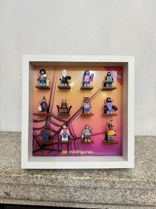 Quadro para minifiguras lego spiderman