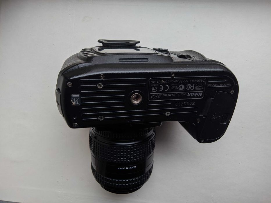 Фотоаппарат Nikon D70s+ Nikon AF 28-70mm 3.5-4.5D