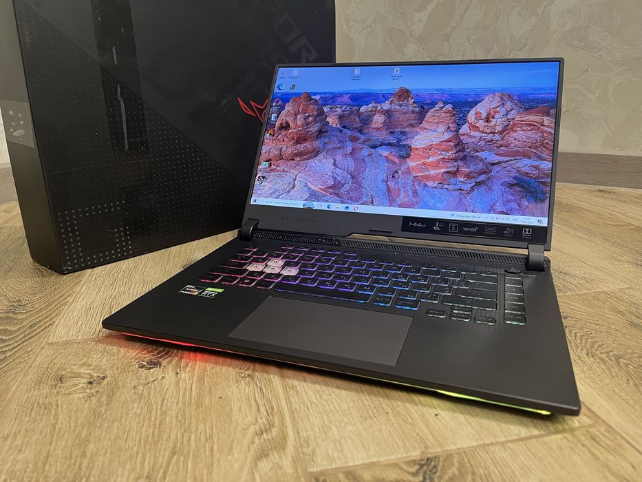Asus ROG Ryzen 7 6850H/16DDR5/144Hz/RTX3050