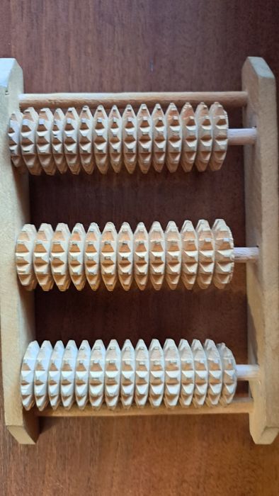 Масажер-тренажер для ніг (дерев’яний)