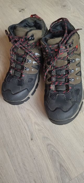 Черевики трекінгові Restime to