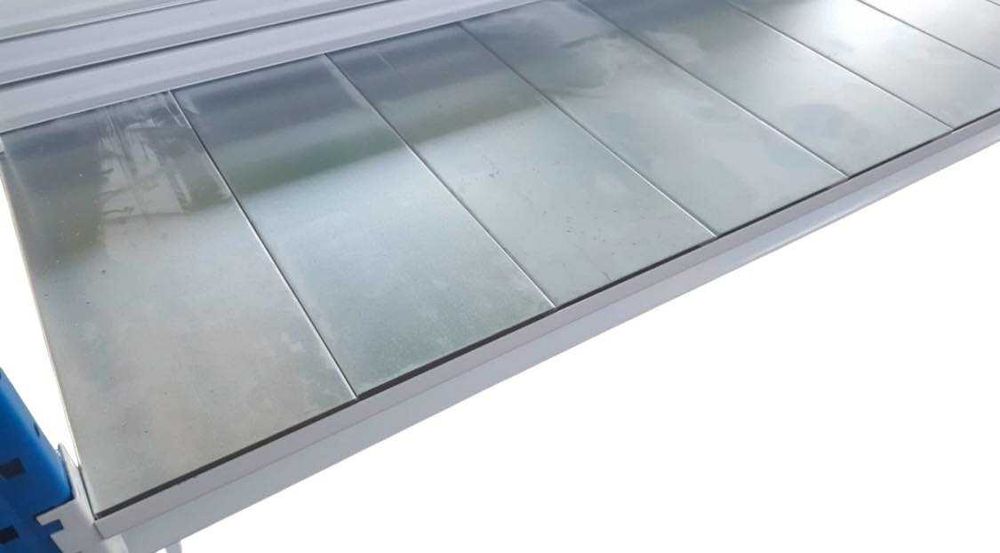 Estantes Metálicas com Tampo Galvanizado