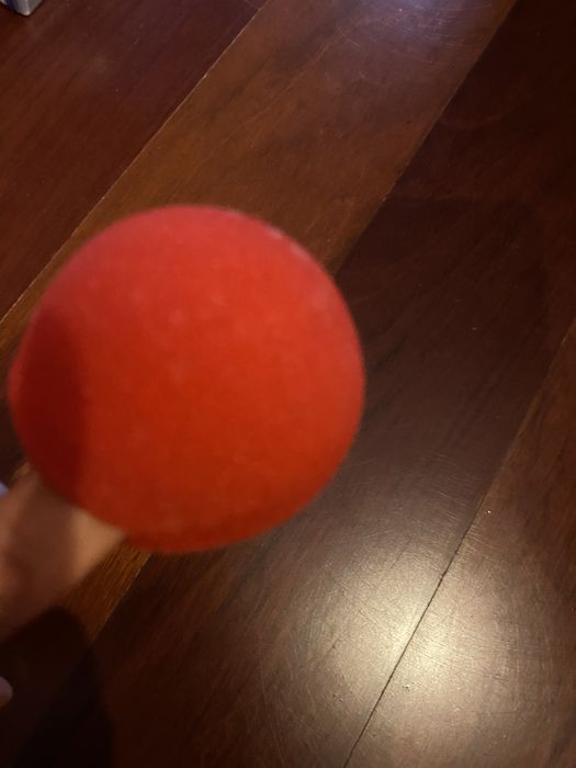 Nariz esponja vermelho