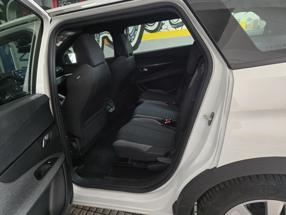 Carrinha Peugeot 5008