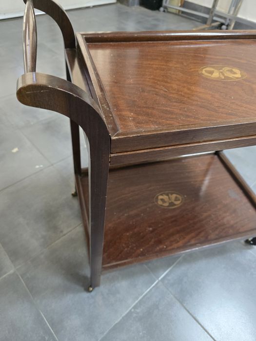 Carrinho de chá  em madeira