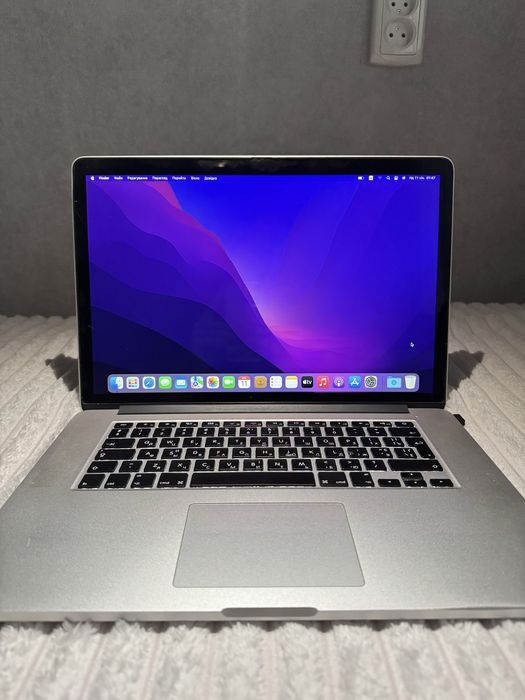 MacBook Pro 15” Retina i7 / 16GB / SSD 256GB / 5 годин Ноутбук Apple