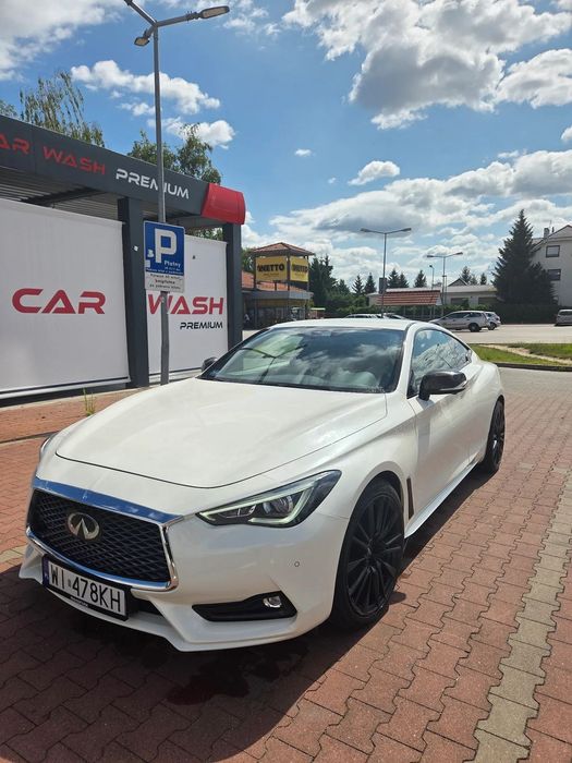 Infiniti Q60