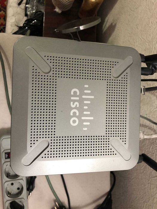 Бездротовий маршрутизатор (роутер) Cisco RV120W
