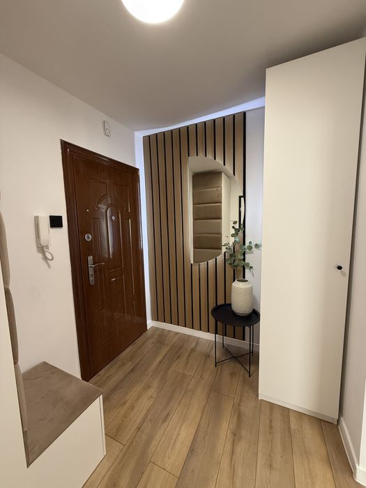 M3 ul. Mireckiego , po remoncie , duzy balkon , winda