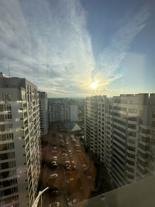 Продаж 3 кімн.  квартири ЖКАкварелі2/Вишневе