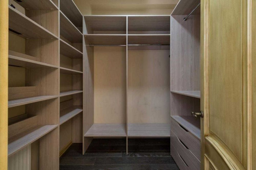 Продаж затишного маєтку в центрі Києва.