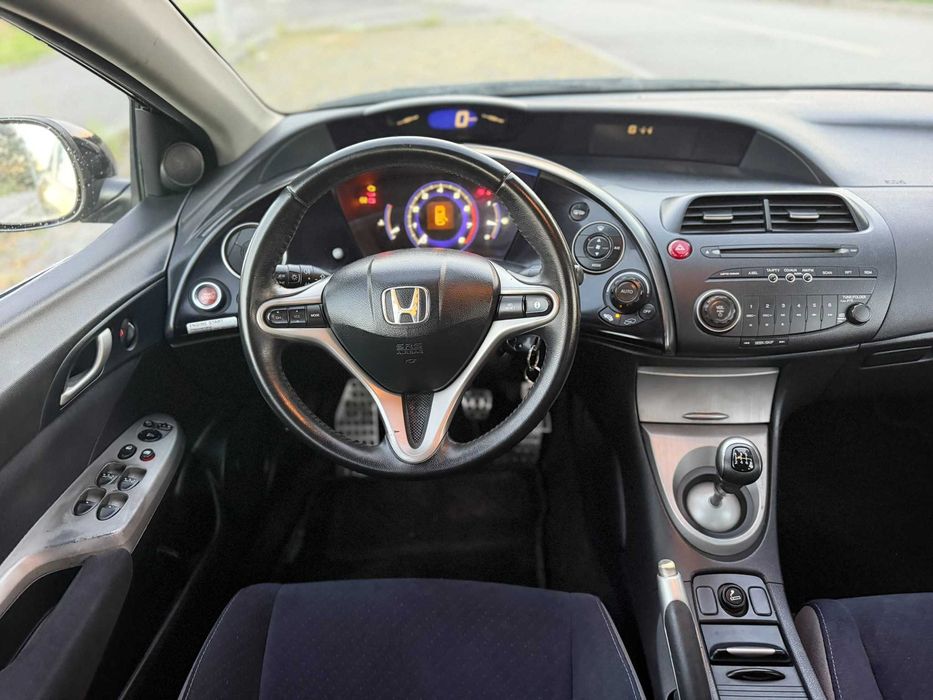 Honda Civic 1.4 i-DSI 200.000 kms