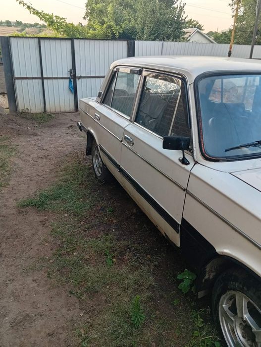 Жигули ваз 2106 на ходу