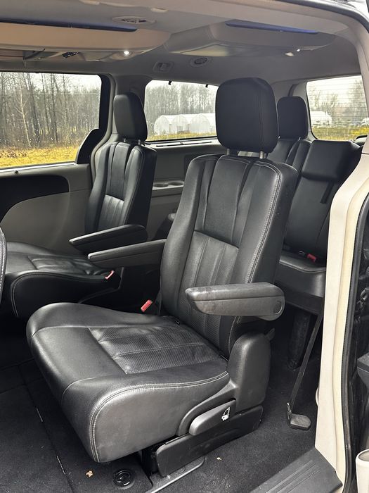 Chrysler Town&Country Limited Anniversary Edition, 2016, Automat,