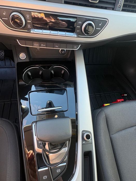 Audi A4 salon Polska