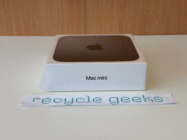 Apple Mac Mini A1993 MRTR2LL/A 2018 i3 8100B 8GB Ram 512GB NVMe NOVO