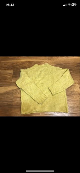 Sweterek Reserved M